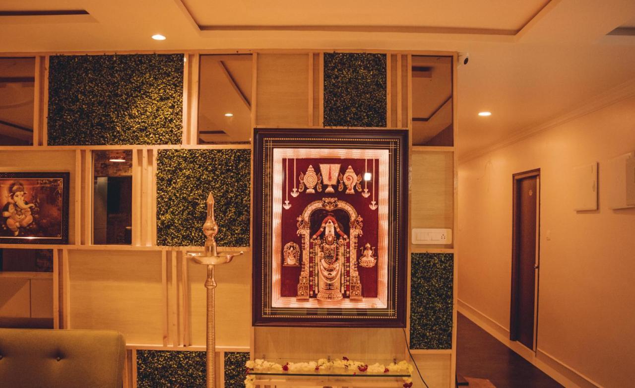 Hotel Mountview Comforts Tirupati Bagian luar foto