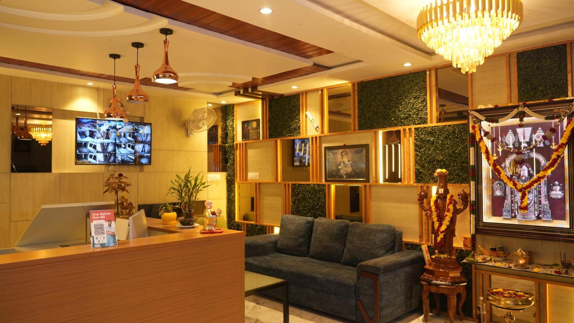 Hotel Mountview Comforts Tirupati Bagian luar foto
