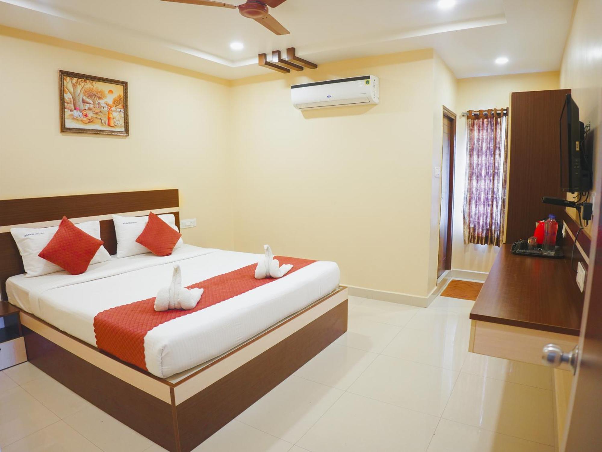 Hotel Mountview Comforts Tirupati Bagian luar foto