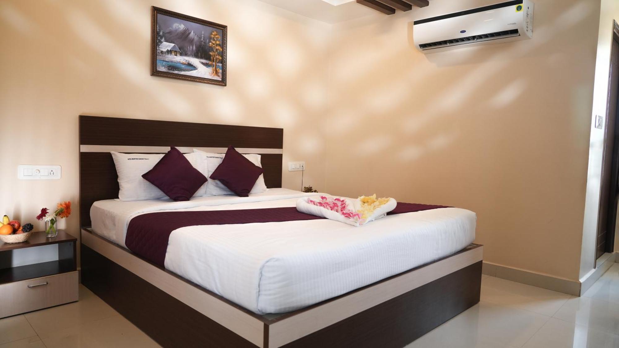 Hotel Mountview Comforts Tirupati Bagian luar foto