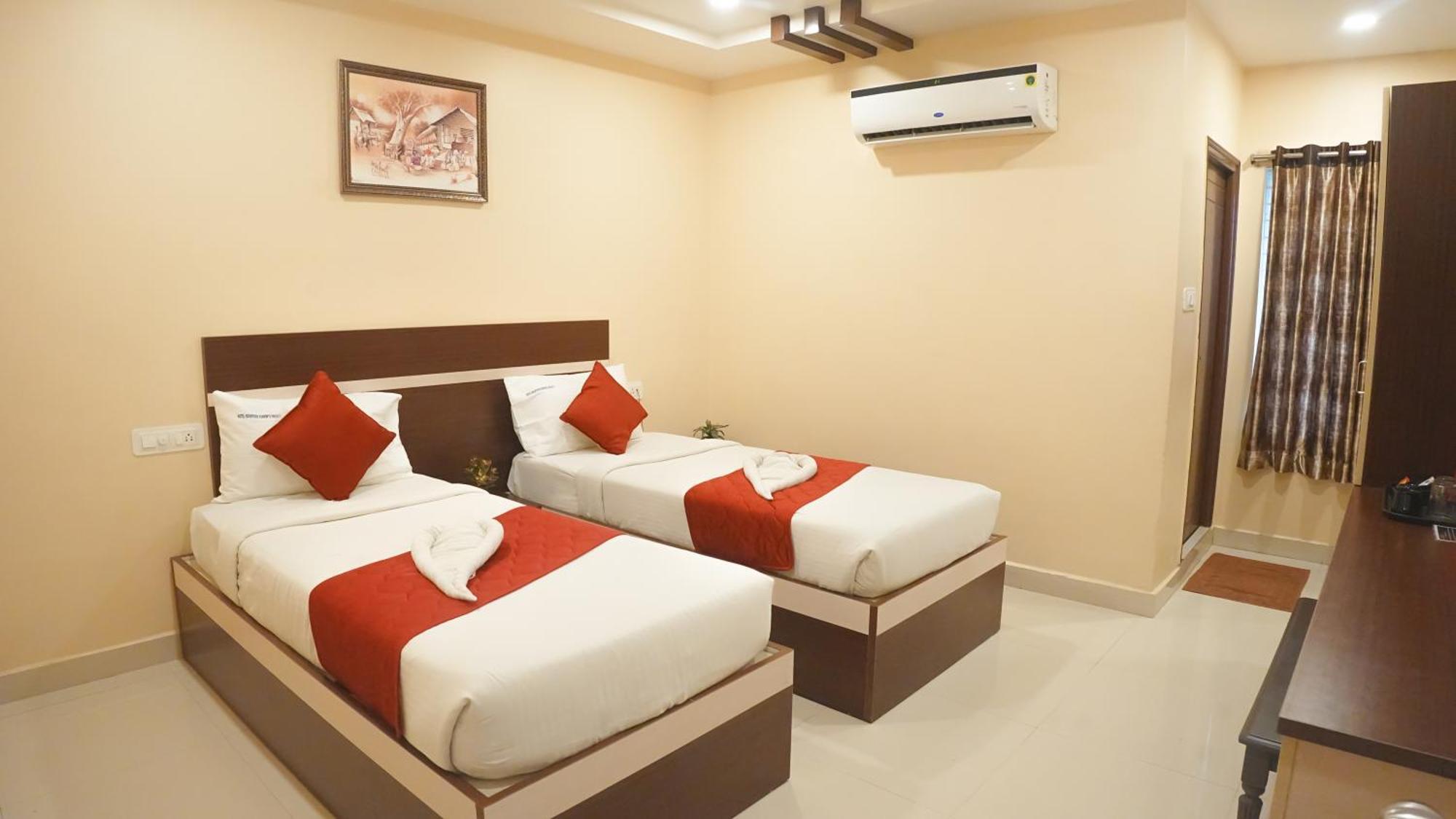 Hotel Mountview Comforts Tirupati Bagian luar foto