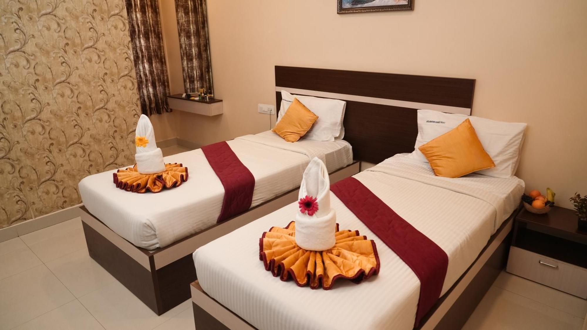 Hotel Mountview Comforts Tirupati Bagian luar foto